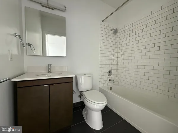 $2,810 | 1250 9th Street Northwest, Unit 504, Washington, DC 20001
