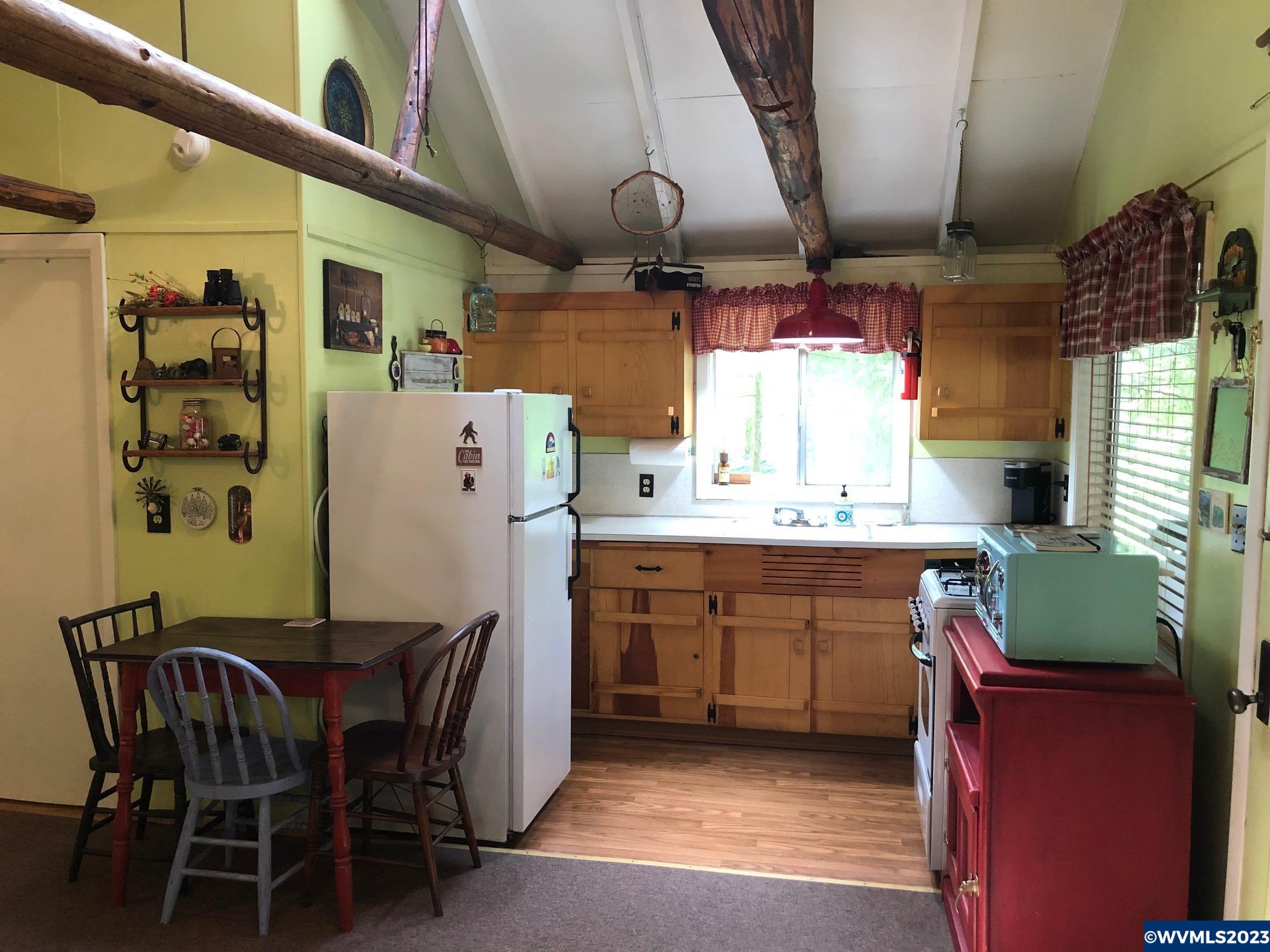 71 B Stahlman Road Detroit, OR 97342 - Photo 12 of 19