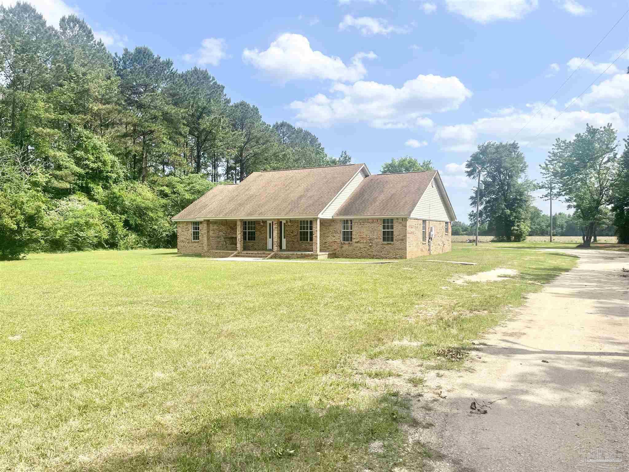 61205 Milstead Road Atmore, AL 36502 - Photo 3 of 26