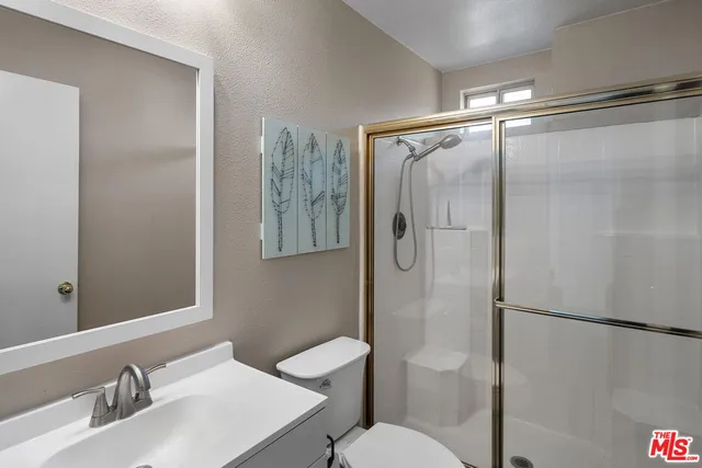 $749,000 | 19915 Towhee Court, Unit 39, Canyon Country, CA 91351