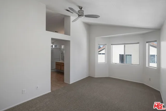 $749,000 | 19915 Towhee Court, Unit 39, Canyon Country, CA 91351