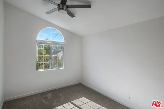 $749,000 | 19915 Towhee Court, Unit 39, Canyon Country, CA 91351