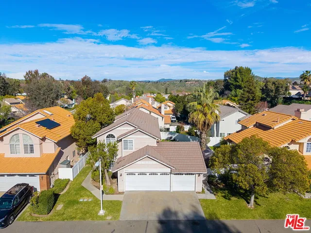 $749,000 | 19915 Towhee Court, Unit 39, Canyon Country, CA 91351