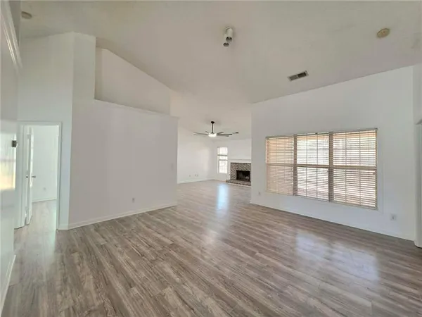 $2,000 | 2400 Miller Oaks Circle, Decatur, GA 30035
