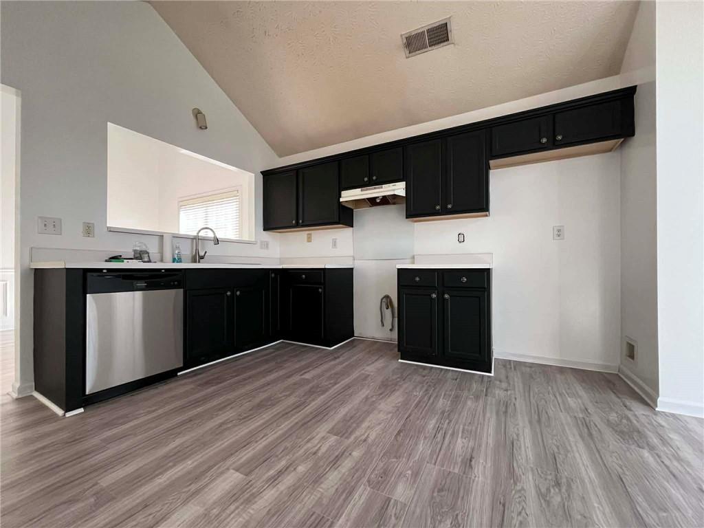 2400 Miller Oaks Circle Decatur, GA 30035 - Photo 5 of 22