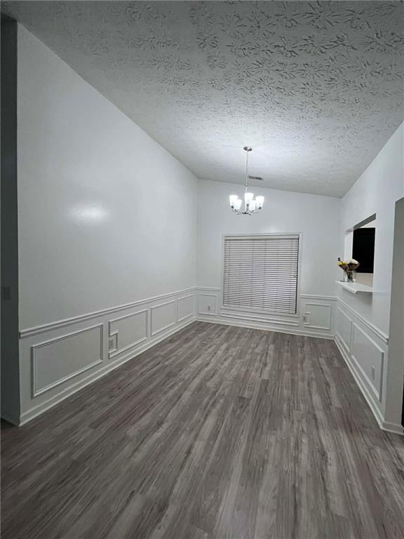 2400 Miller Oaks Circle Decatur, GA 30035 - Photo 10 of 22