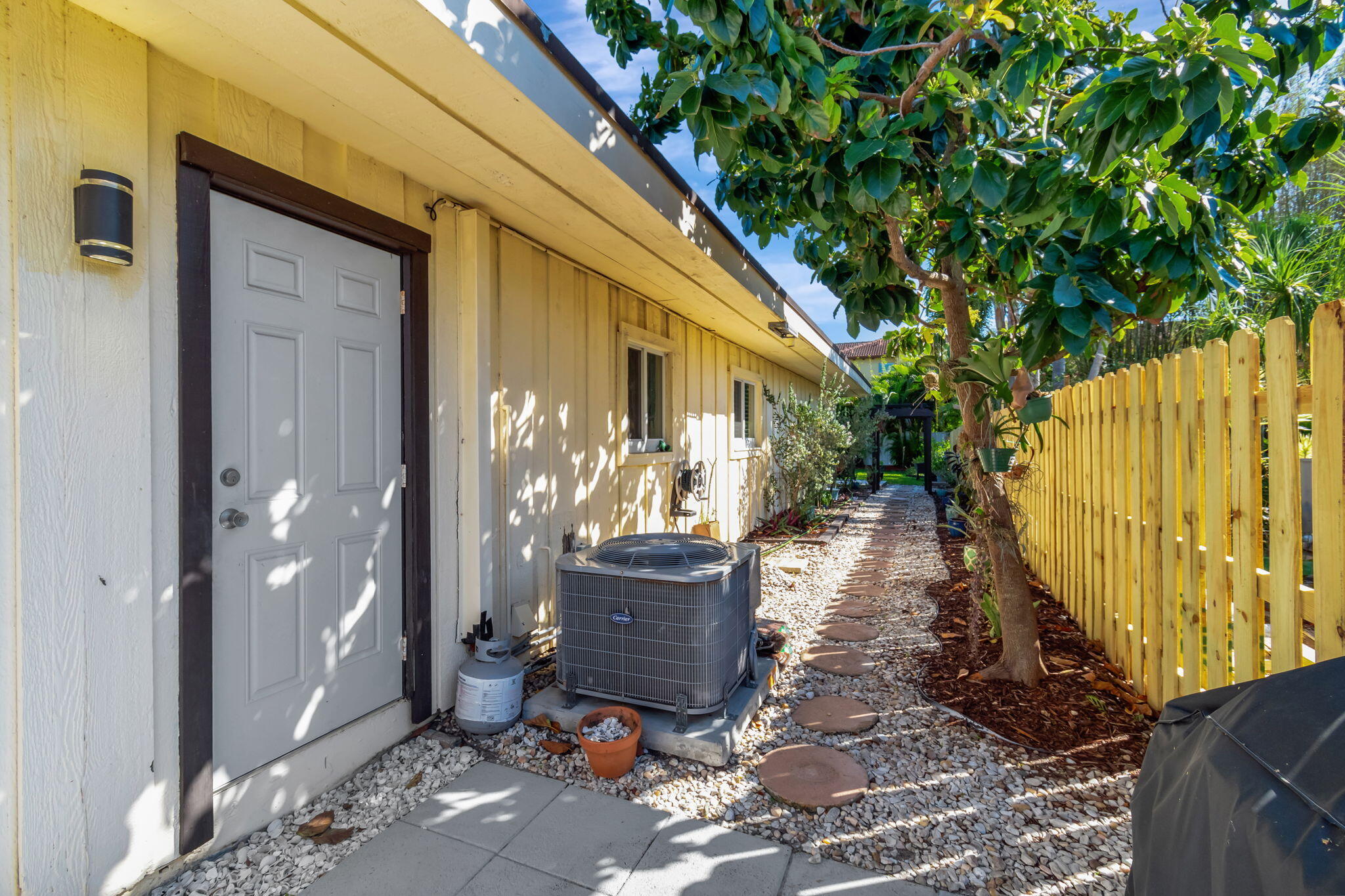 94 Palamino Circle Boca Raton, FL 33487 - Photo 32 of 42 50-web-or-mls-50-print-DSC_3627
