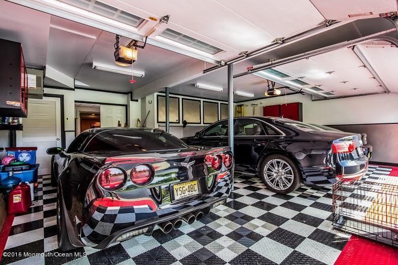 11 Old Stable Way Colts Neck, NJ 07722 - Photo 40 of 44 image