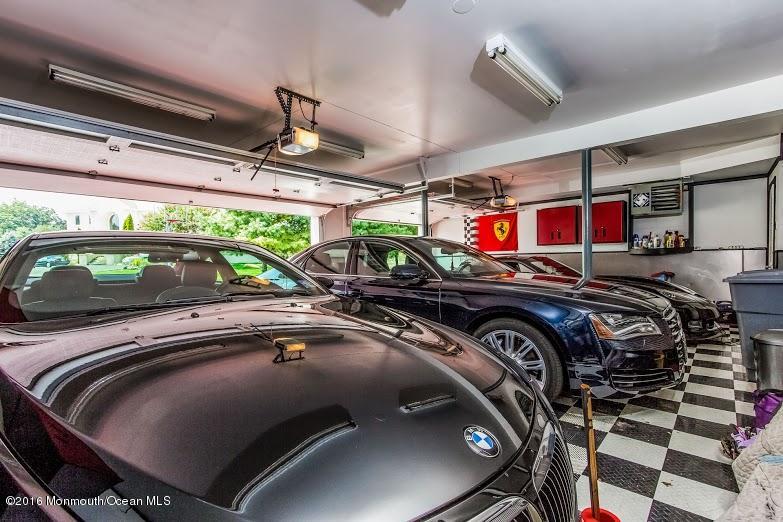 11 Old Stable Way Colts Neck, NJ 07722 - Photo 41 of 44 image