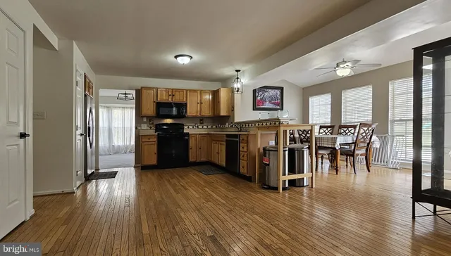 $465,000 | 308 Flagstone Circle, Coatesville, PA 19320