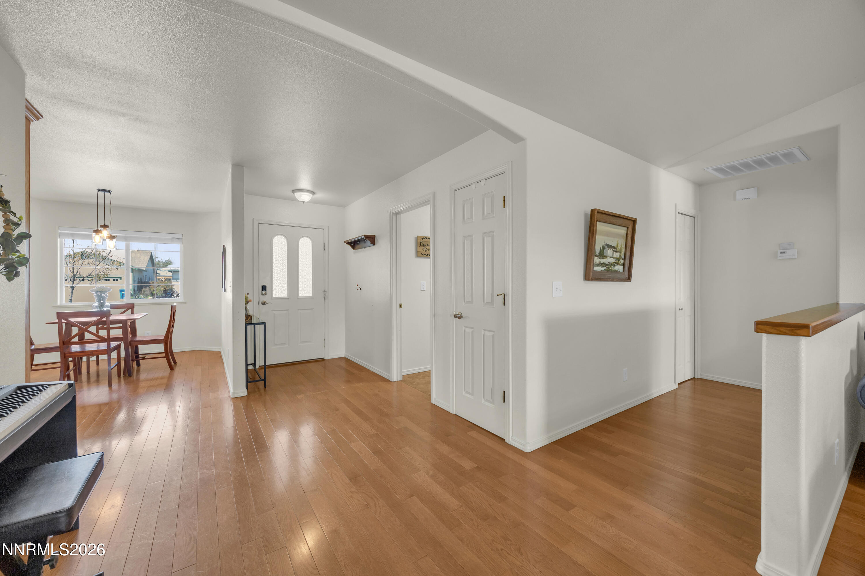 812 Augusta Lane Fallon, NV 89406 - Photo 6 of 39 17_img_9411