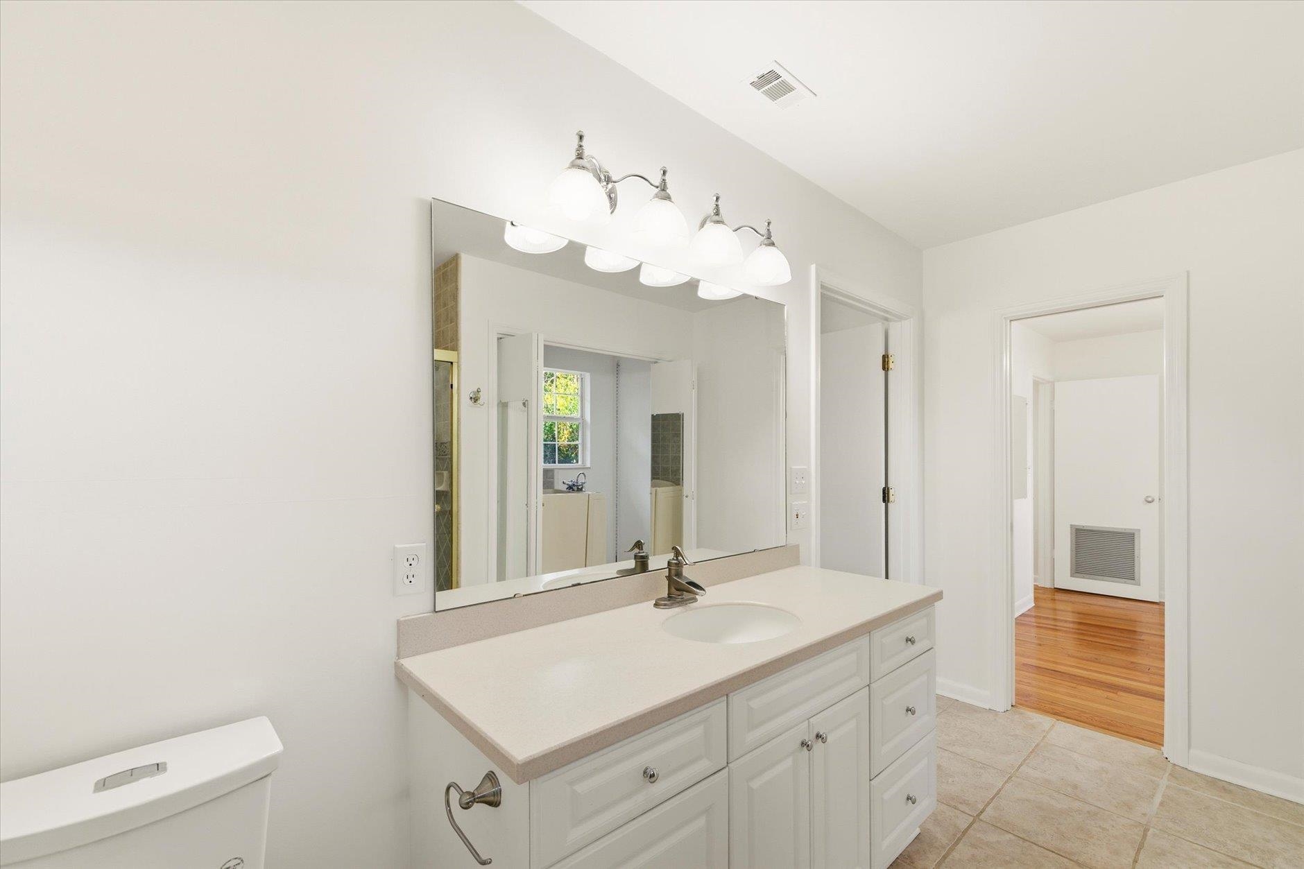 816 Shell Street Tallahassee, FL 32303 - Photo 10 of 68