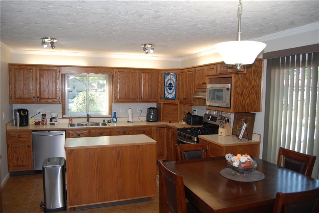 2215 Park Road Anderson, IN 46011 - Photo 8 of 32 Gallery Image 8