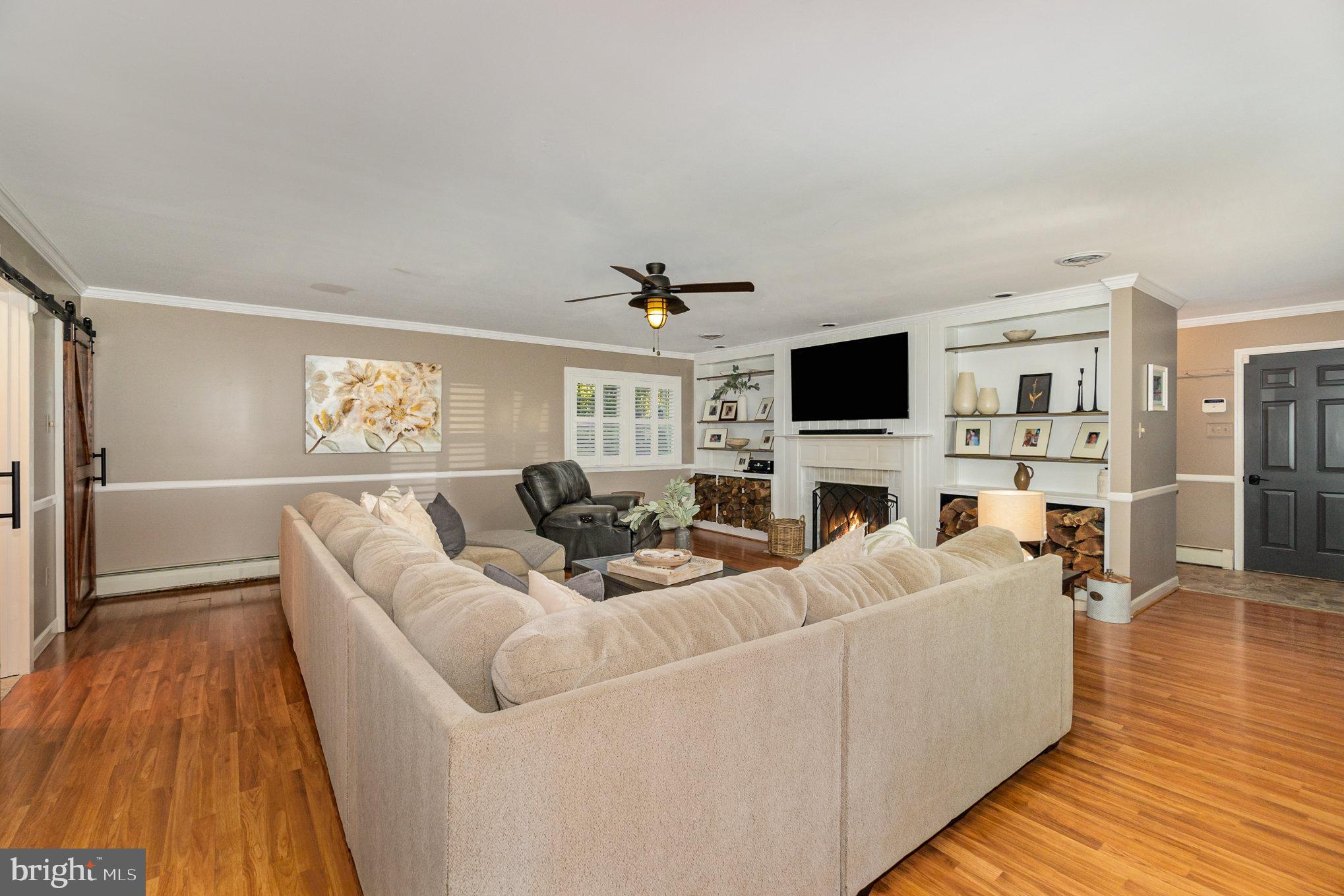 5195 Rockery Road Spring Grove, PA 17362 - Photo 5 of 54