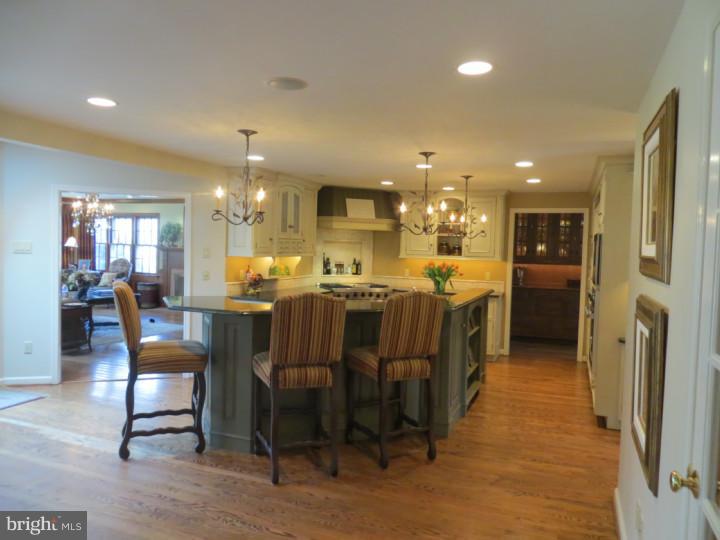 724 Iron Post Road Moorestown, NJ 08057 - Photo 5 of 25 Kitchen