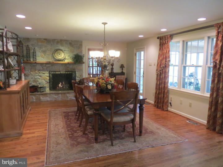 724 Iron Post Road Moorestown, NJ 08057 - Photo 8 of 25 Kitchen