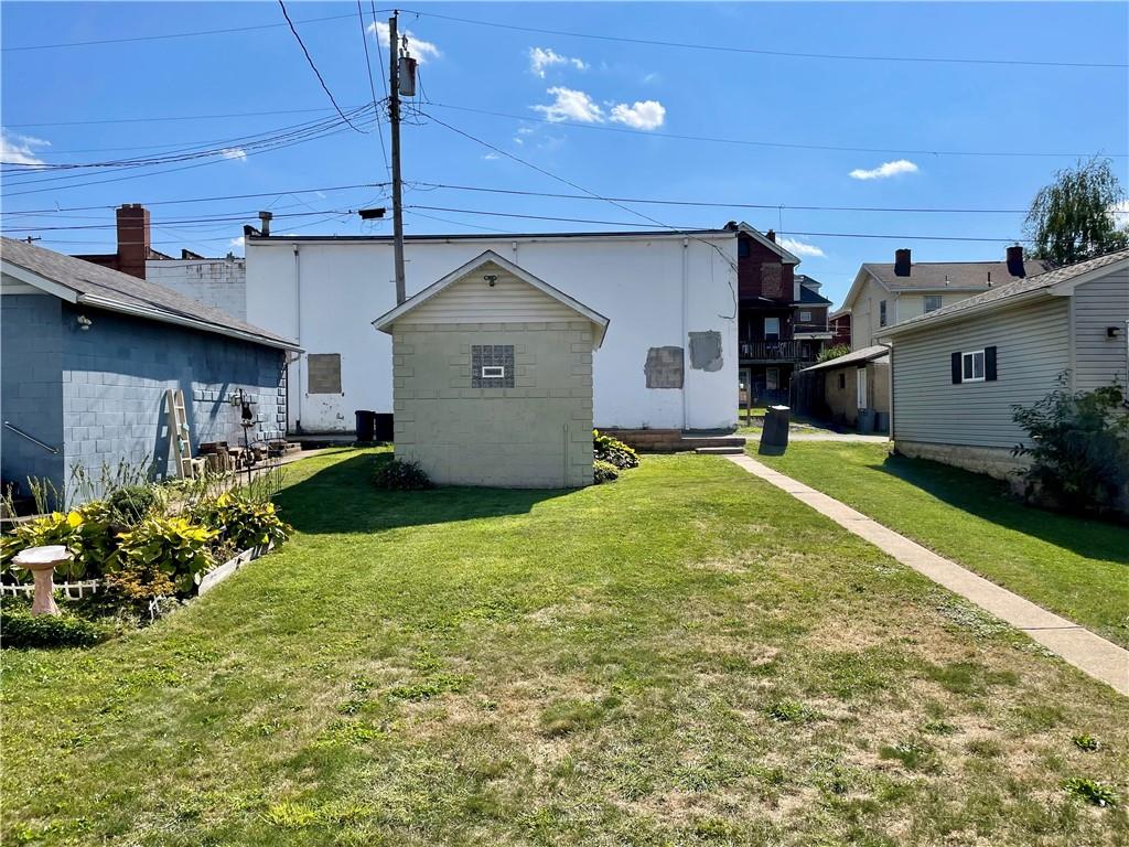 307 Elm Street Vandergrift, PA 15690 - Photo 12 of 50