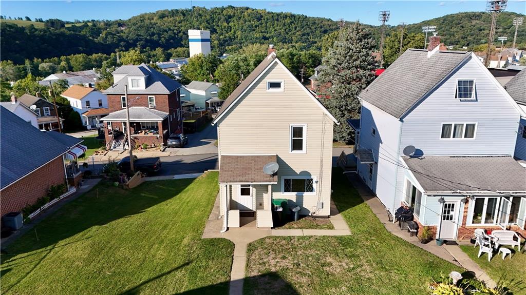 307 Elm Street Vandergrift, PA 15690 - Photo 14 of 50