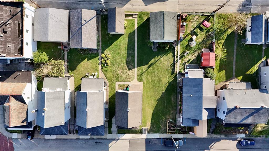 307 Elm Street Vandergrift, PA 15690 - Photo 15 of 50