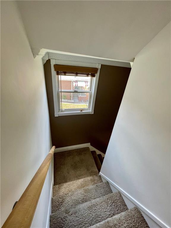 307 Elm Street Vandergrift, PA 15690 - Photo 29 of 50