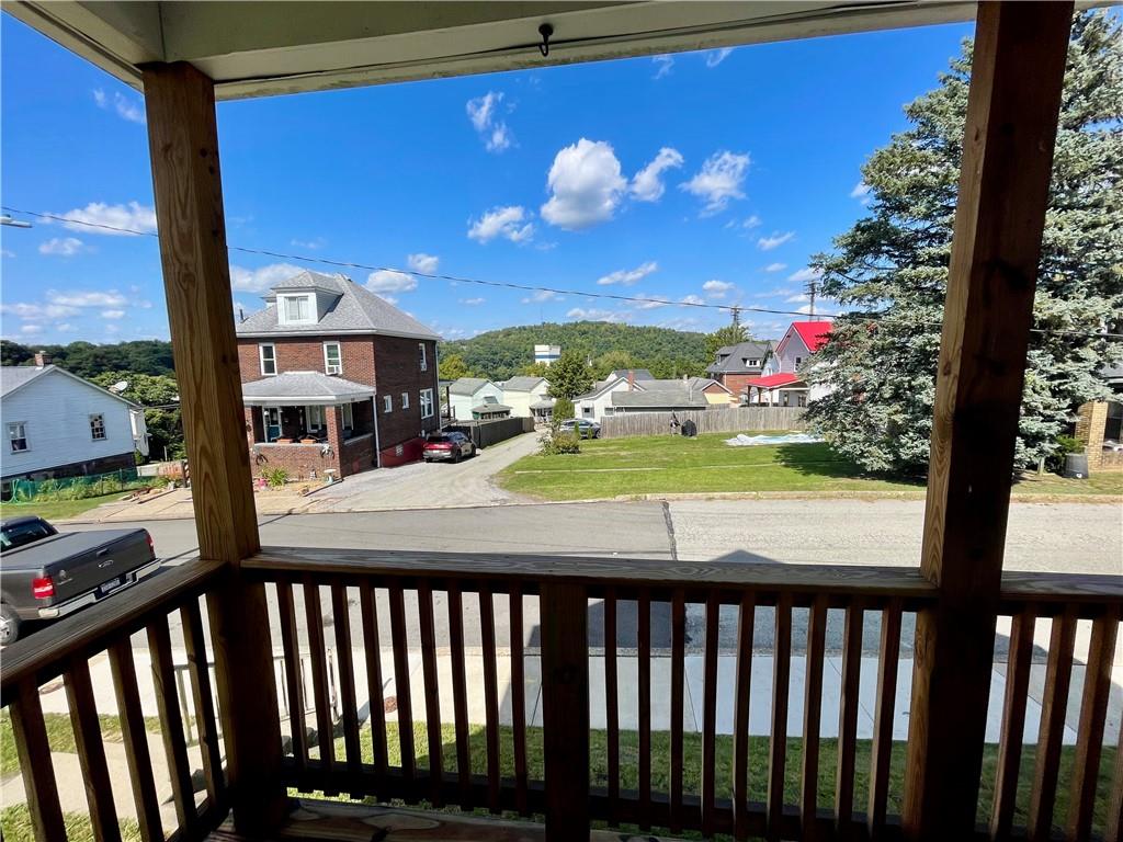 307 Elm Street Vandergrift, PA 15690 - Photo 5 of 50