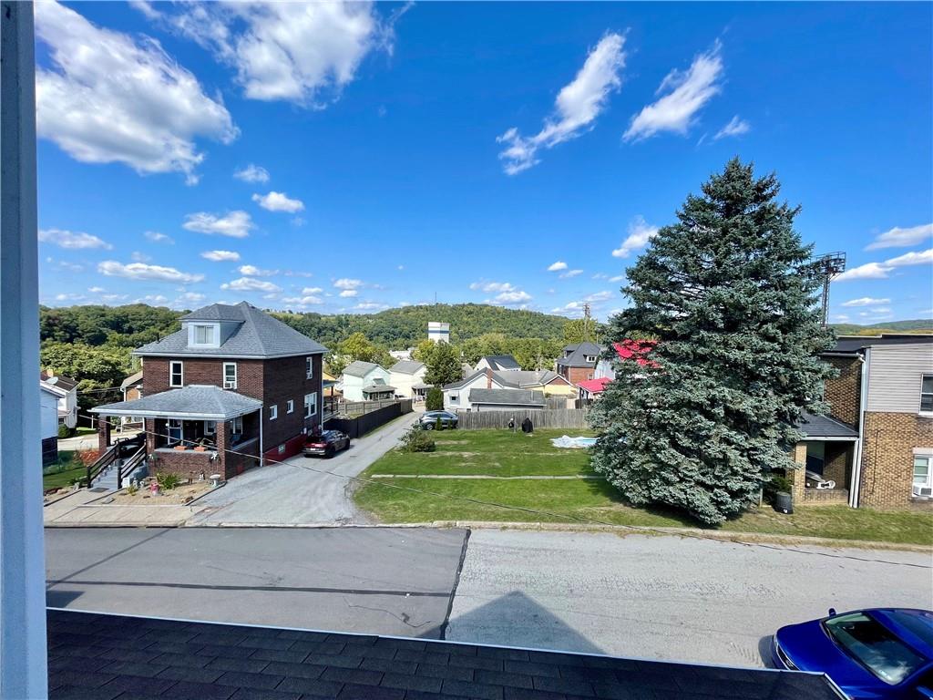 307 Elm Street Vandergrift, PA 15690 - Photo 6 of 50