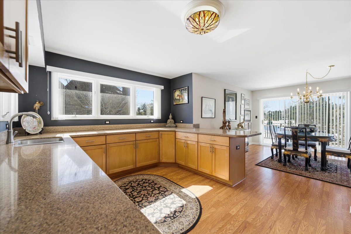 4119 White Ash Road Crystal Lake, IL 60014 - Photo 13 of 33 Gallery Image 13
