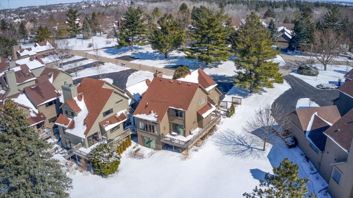 4119 White Ash Road Crystal Lake, IL 60014 - Photo 31 of 33 Gallery Image 31