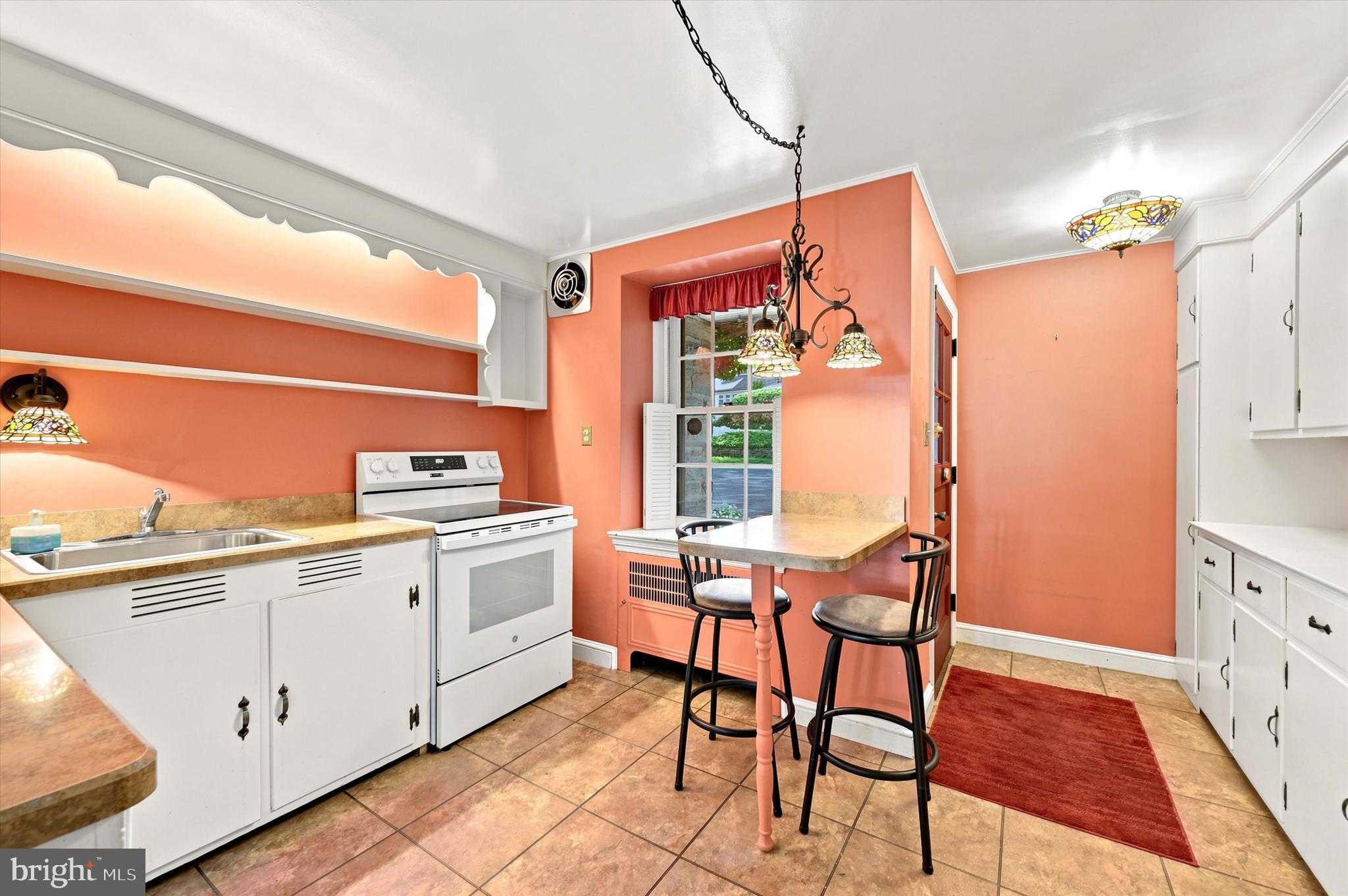 1010 Crest Road Wynnewood, PA 19096 - Photo 19 of 61 View from dining room to kitchen