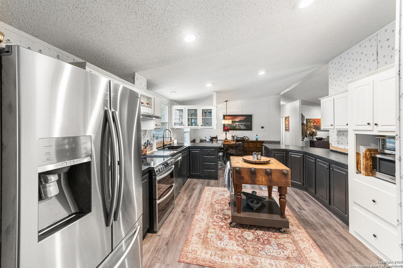 690 Cherry Ridge Floresville, TX 78114 - Photo 13 of 41