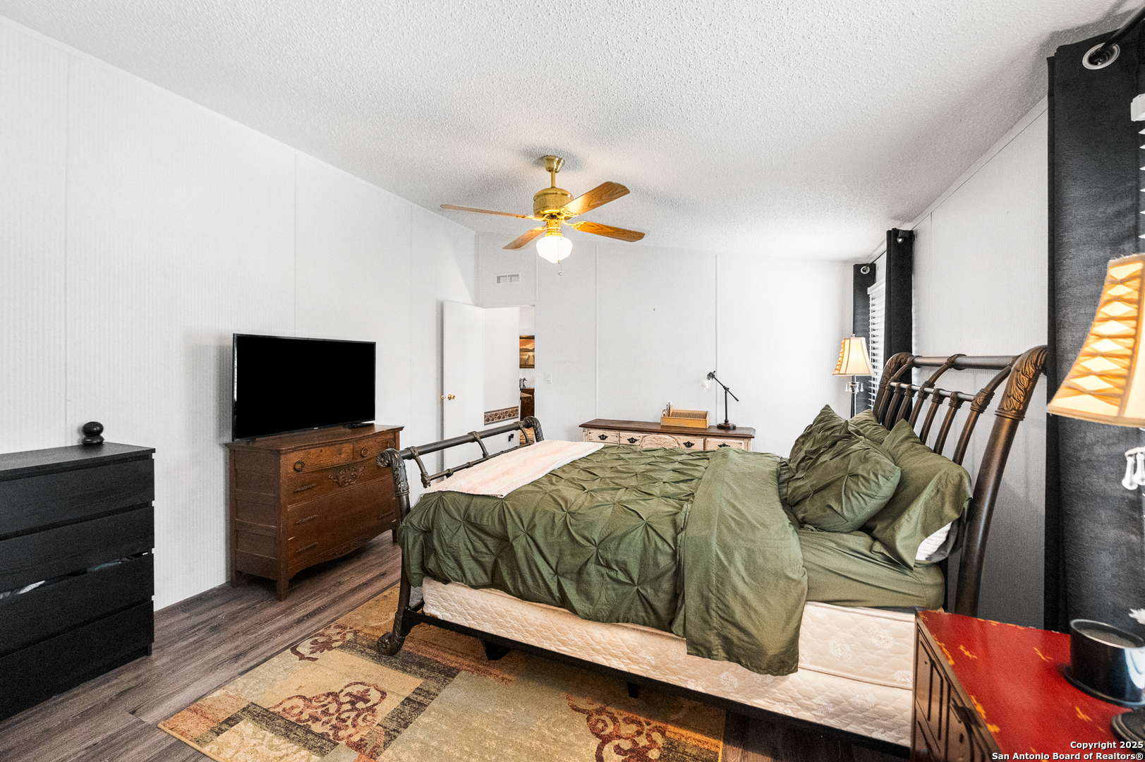 690 Cherry Ridge Floresville, TX 78114 - Photo 20 of 41