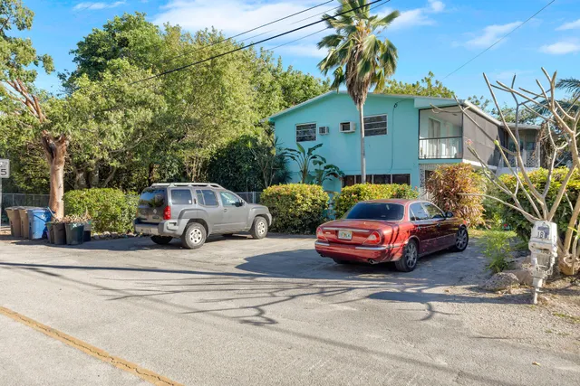 $750,000 | 185 Dove Lake Drive, Tavernier, FL 33070