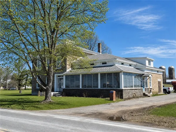 $329,900 | 8900 Highway 51, West Winfield, NY 13491