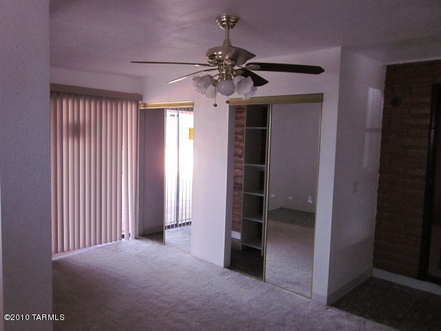 4301 West Drexel Road Tucson, AZ 85746 - Photo 8 of 12