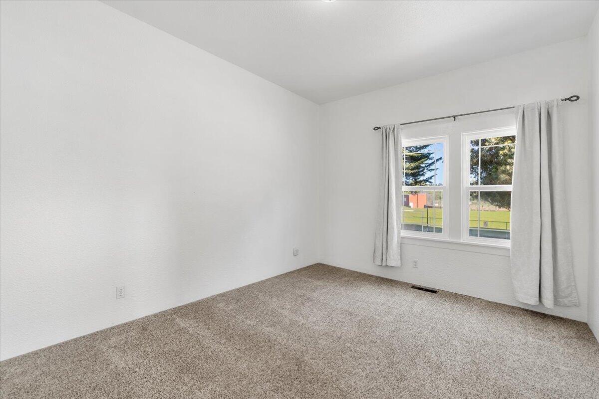 2695 Newburg Road Fortuna, CA 95540 - Photo 17 of 36