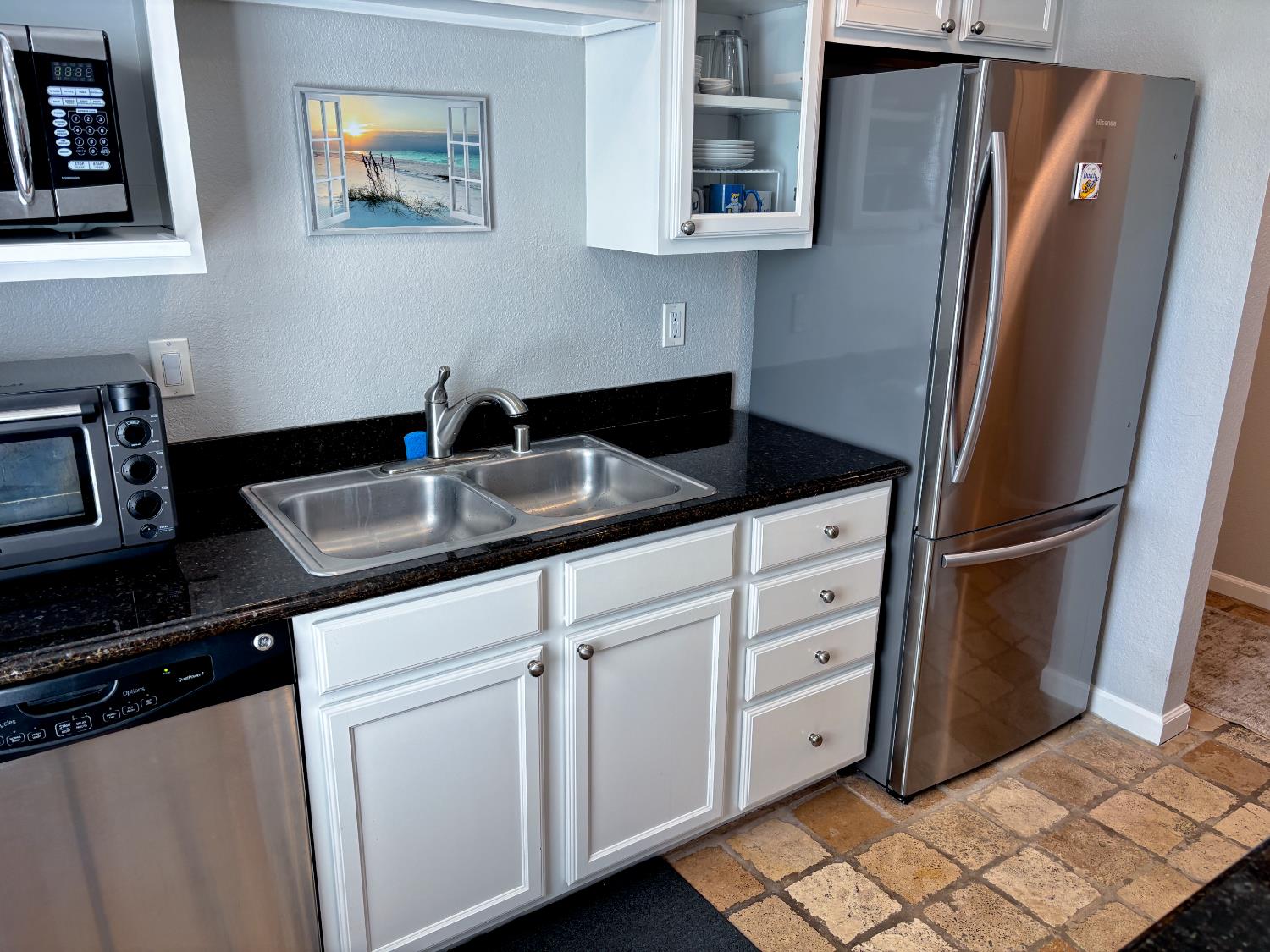 3917 Dale Road, Unit A Modesto, CA 95356 - Photo 9 of 33