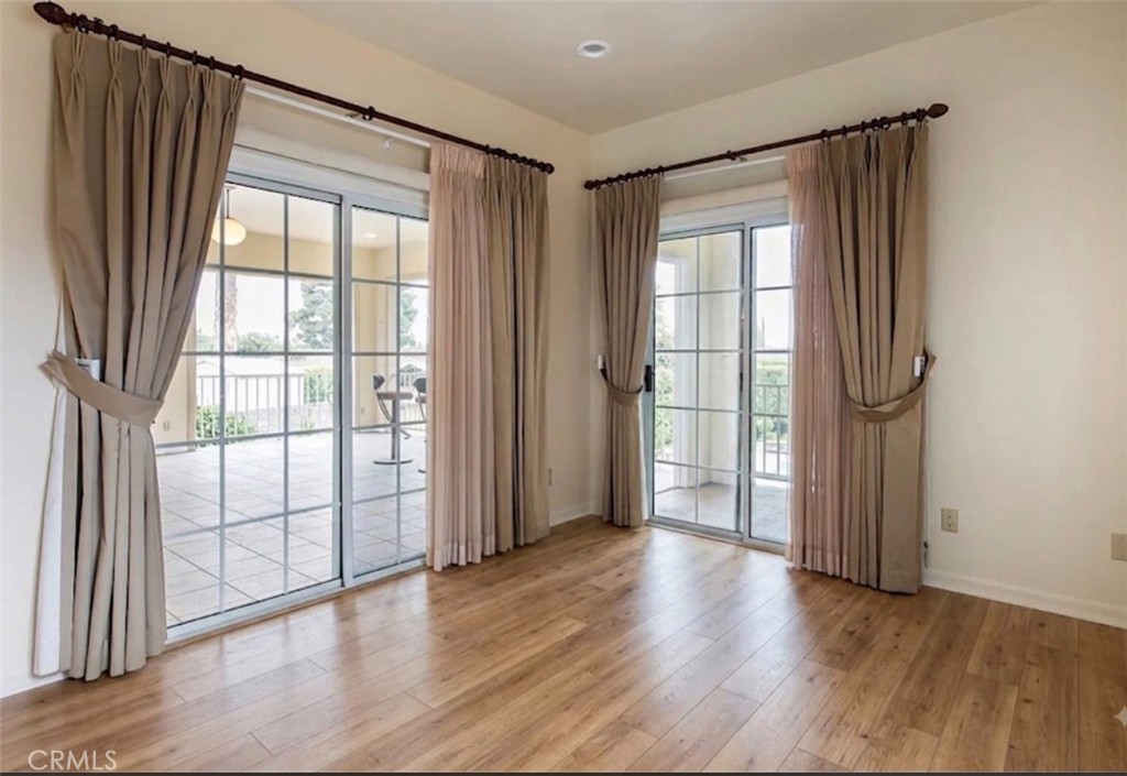314 West Kenneth Road Glendale, CA 91202 - Photo 20 of 55 Gallery Image 20