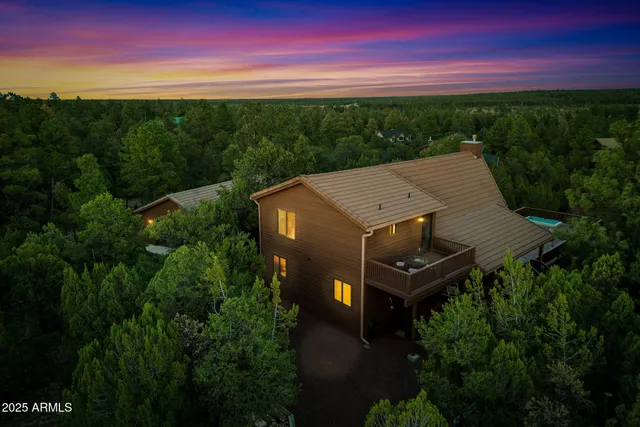 $639,777 | 2781 Air Park Drive, Overgaard, AZ 85933