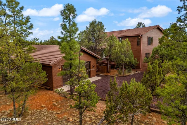 $639,777 | 2781 Air Park Drive, Overgaard, AZ 85933