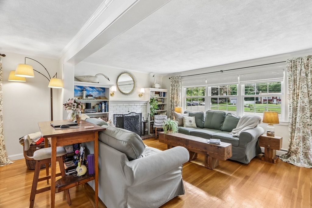 62 Charme Road Billerica, MA 01821 - Photo 10 of 41