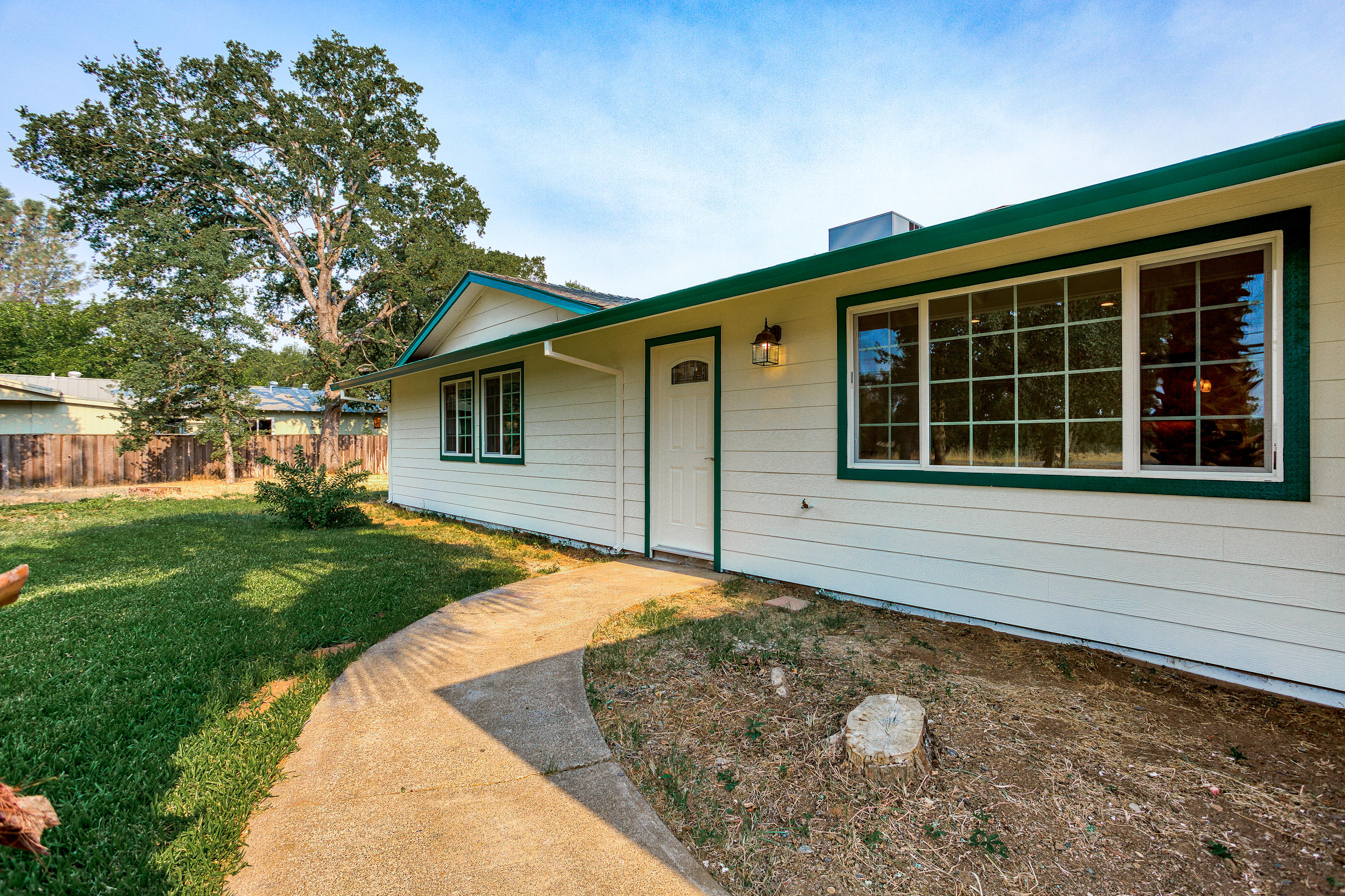 3312 Rancho Road Redding, CA 96002 - Photo 3 of 32 495A4400