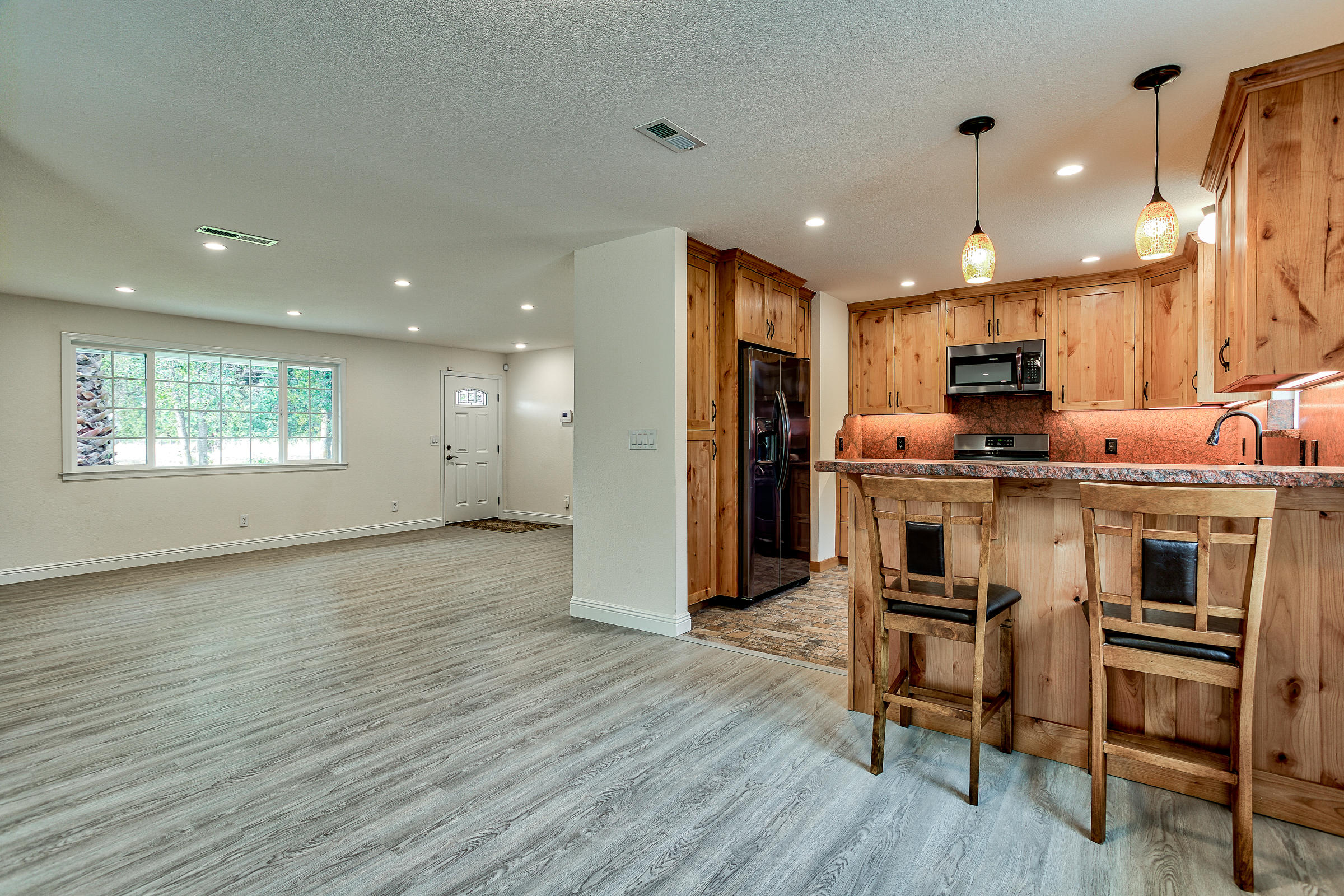 3312 Rancho Road Redding, CA 96002 - Photo 6 of 32 495A4215