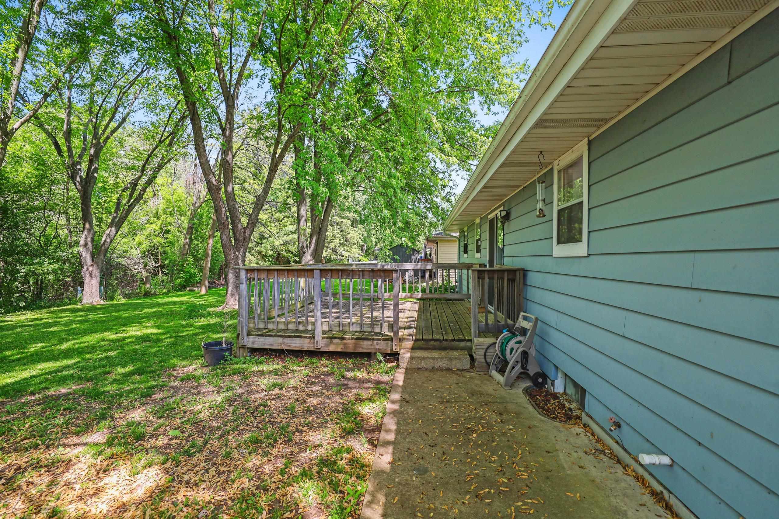 89 Hillock Court Appleton, WI 54914 - Photo 39 of 56