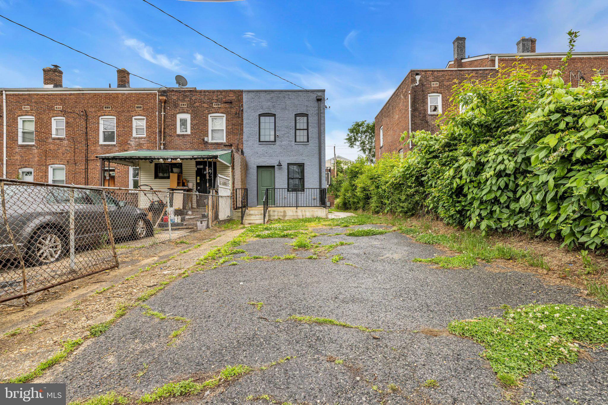 2801 Round Road Baltimore, MD 21225 - Photo 11 of 29 a view of a large building