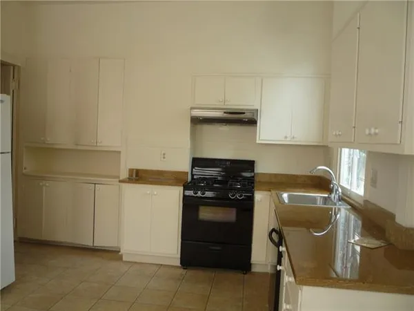 $2,600 | 7733 Hampson Street, New Orleans, LA 70118