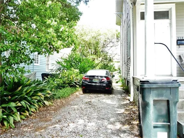 $2,600 | 7733 Hampson Street, New Orleans, LA 70118