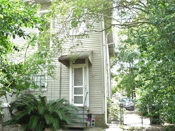 $2,600 | 7733 Hampson Street, New Orleans, LA 70118