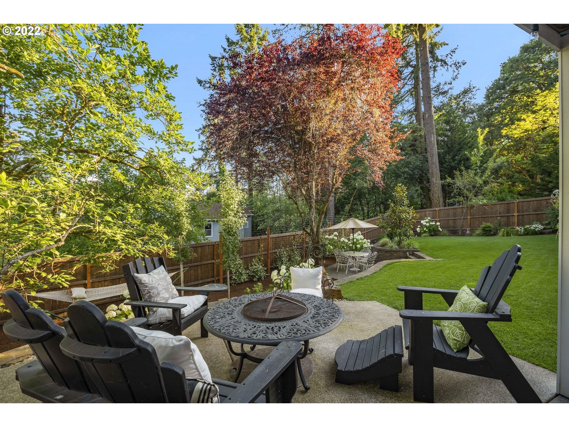 162 Berwick Road Lake Oswego, OR 97034 - Photo 25 of 31 Gallery Image 25