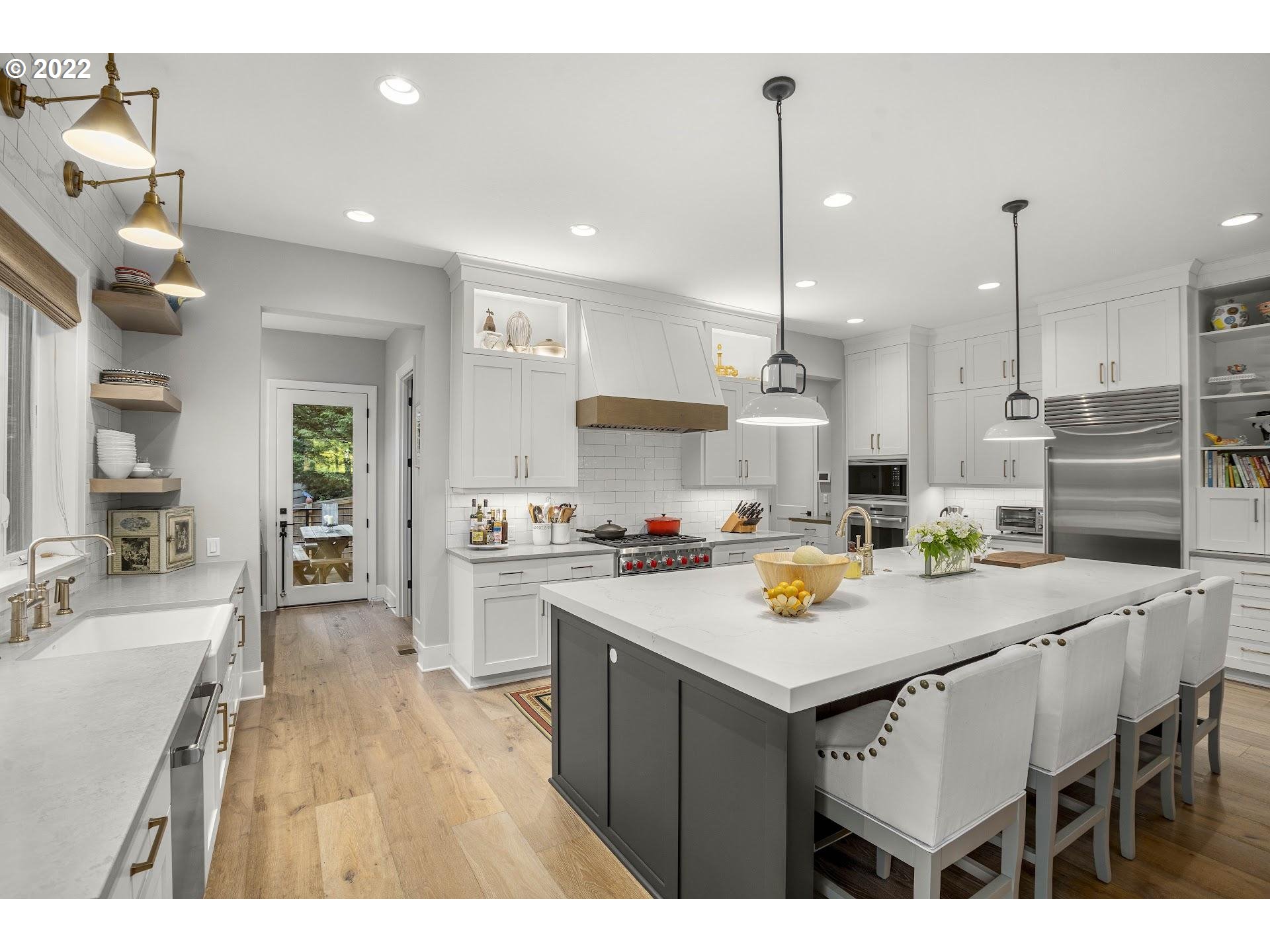 162 Berwick Road Lake Oswego, OR 97034 - Photo 7 of 31 Gallery Image 7