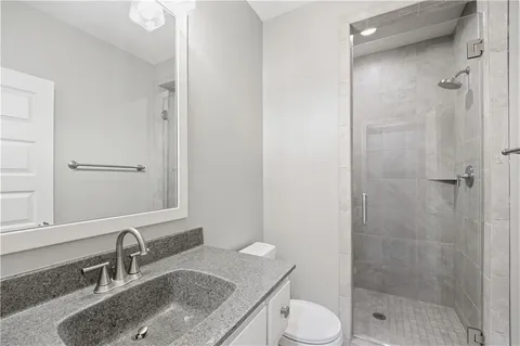 $975,000 | 10702 West 171st Street, Overland Park, KS 66221